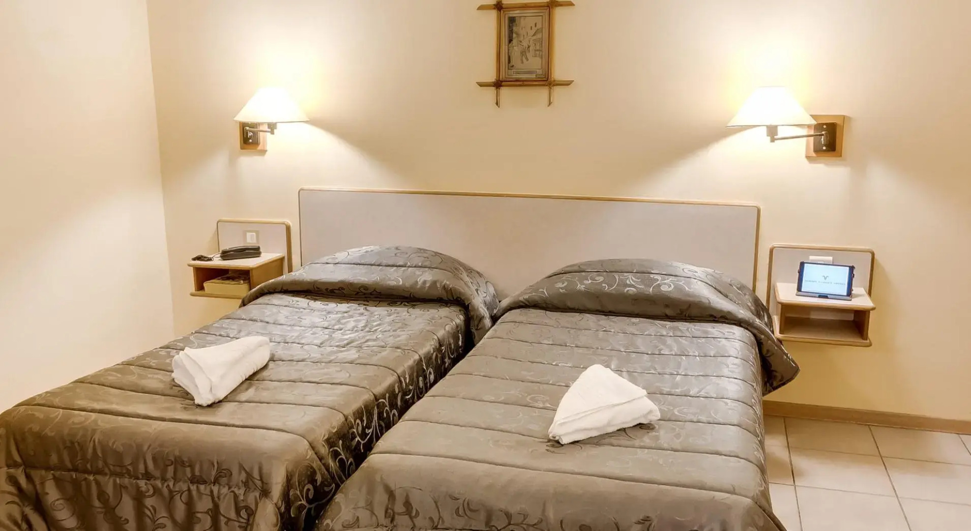 Sliema Chalet Hotel