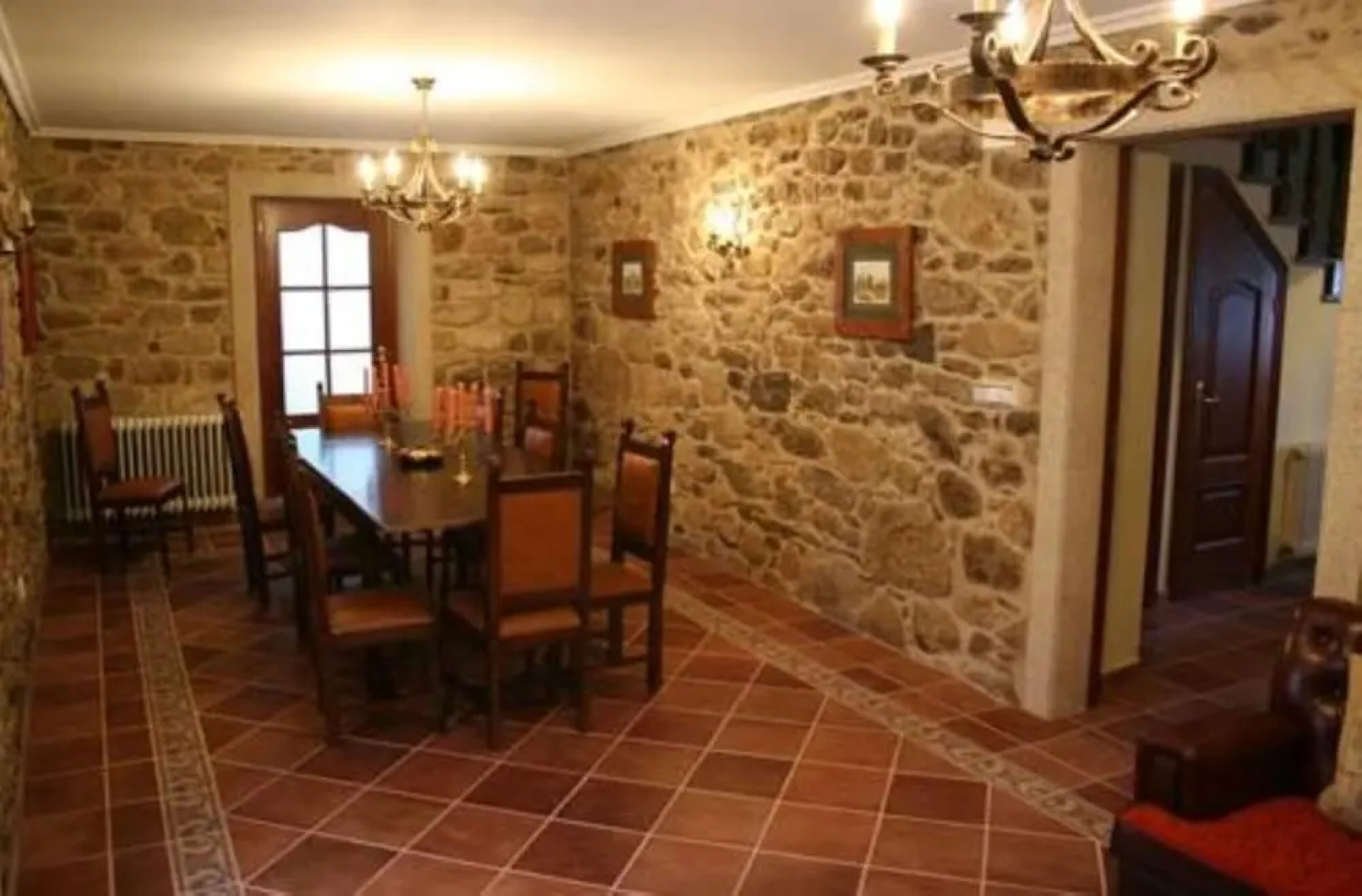 A Estrada 100126 6 Bedroom Holiday home By Mo Rentals