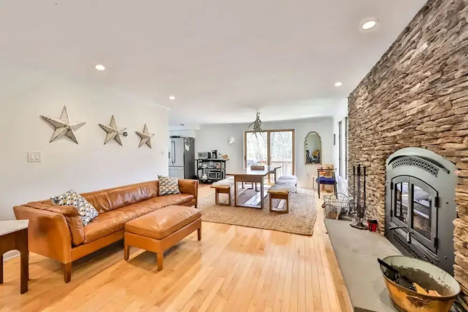 Hunter Mountain Ski House - Tesla Charger