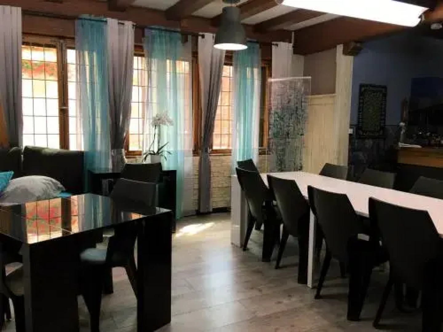 A La Maison De Marie