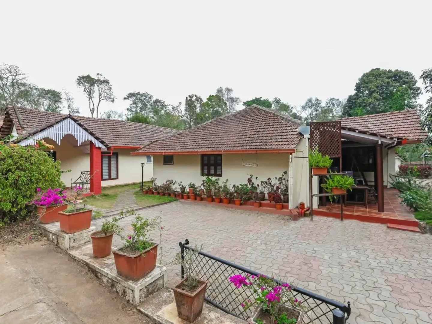 OYO 19168 Alathcad Homestay