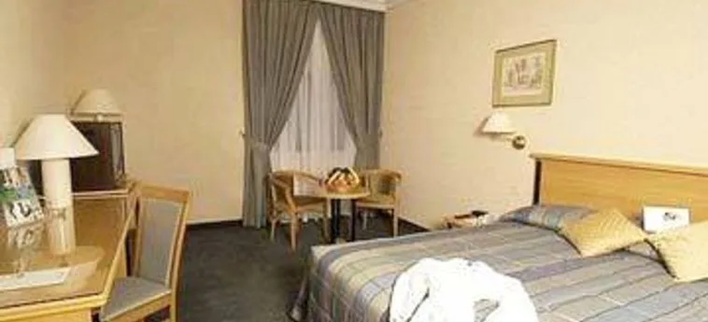 Hotel Holiday Inn Radhwa