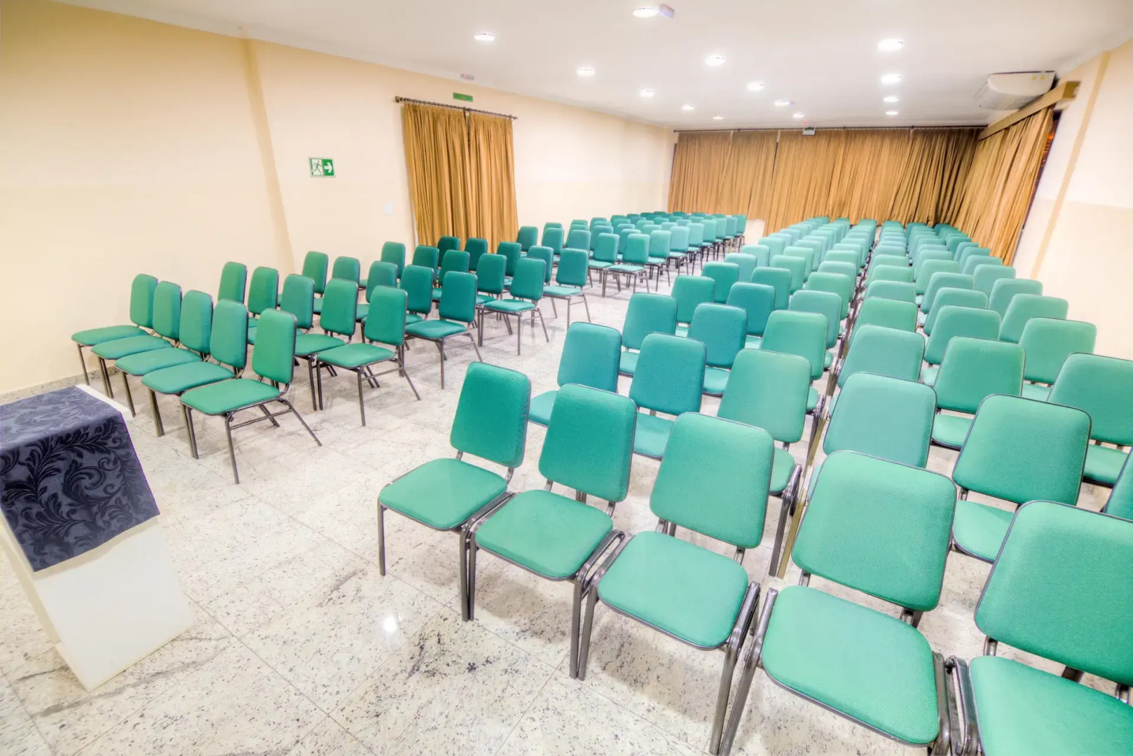 Hotel Golden Park Uberaba by Nacional Inn