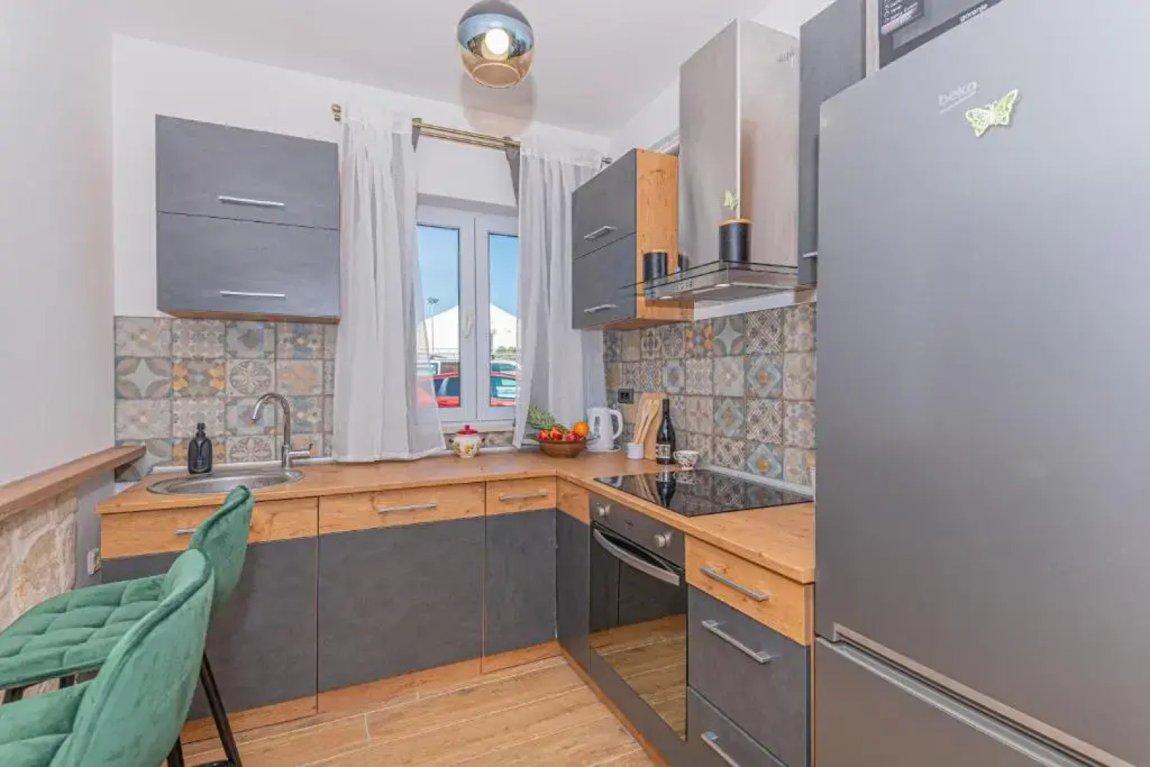 Lux House Versys With Jacuzzi