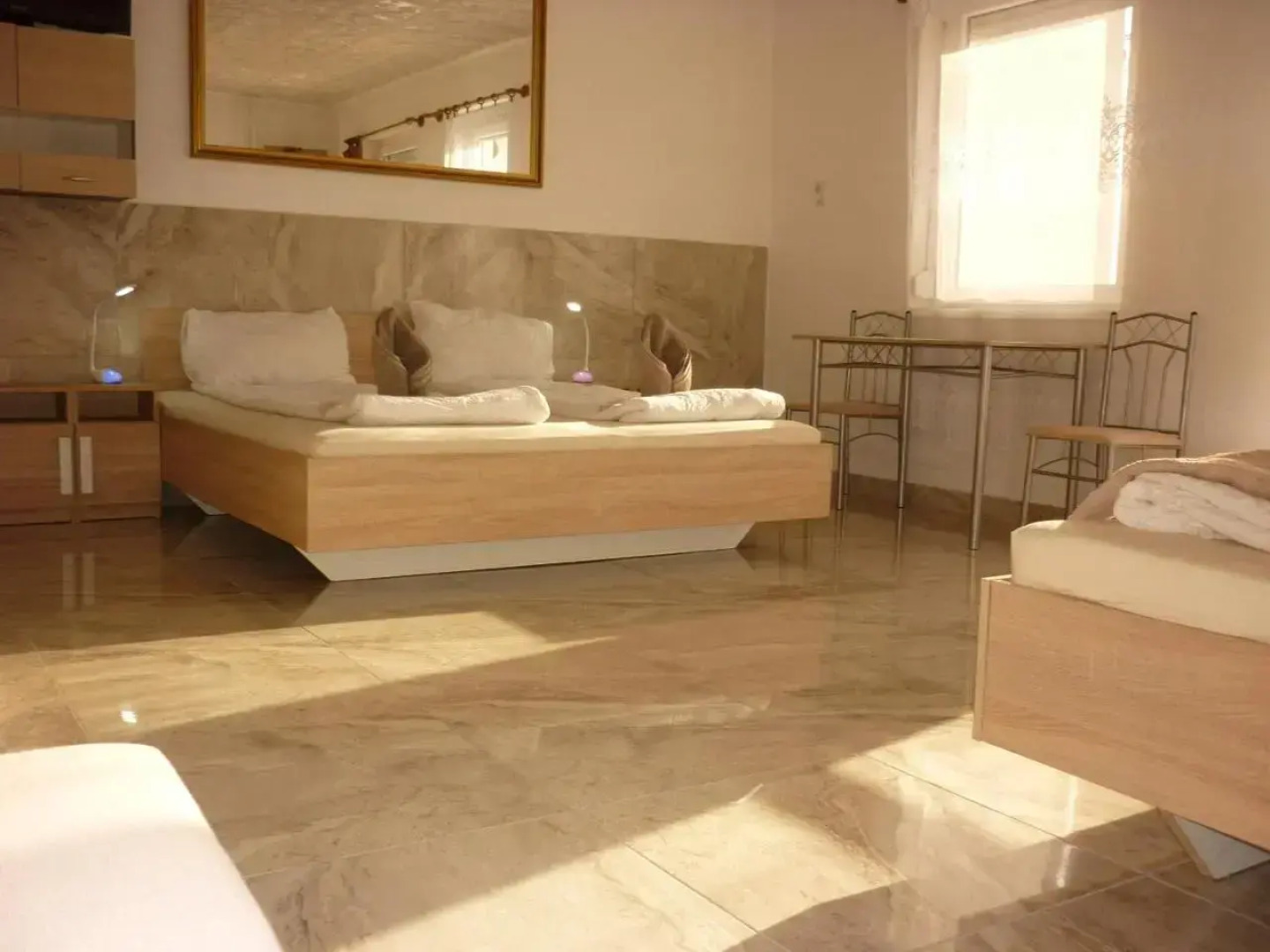 R1 Rolléder Apartman-ház