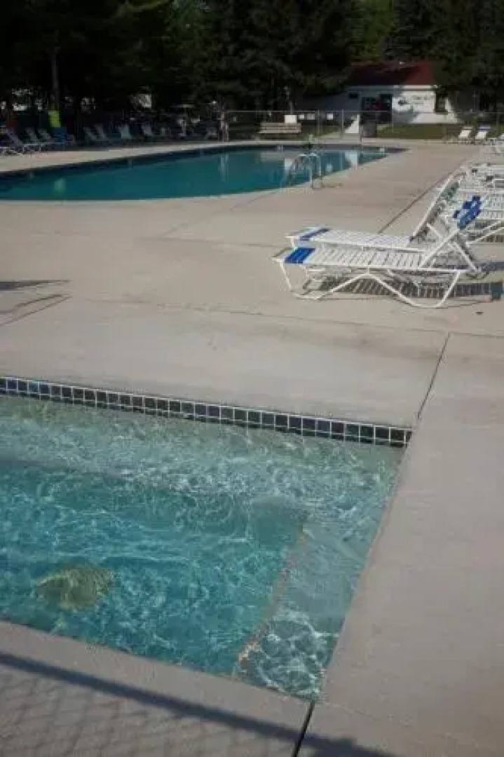 Plymouth Rock Camping Resort Studio Cabin 1