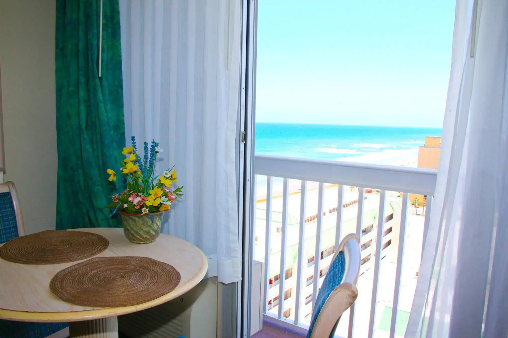 Daytona Beach Vacation By Elbahtiti Intl Inc