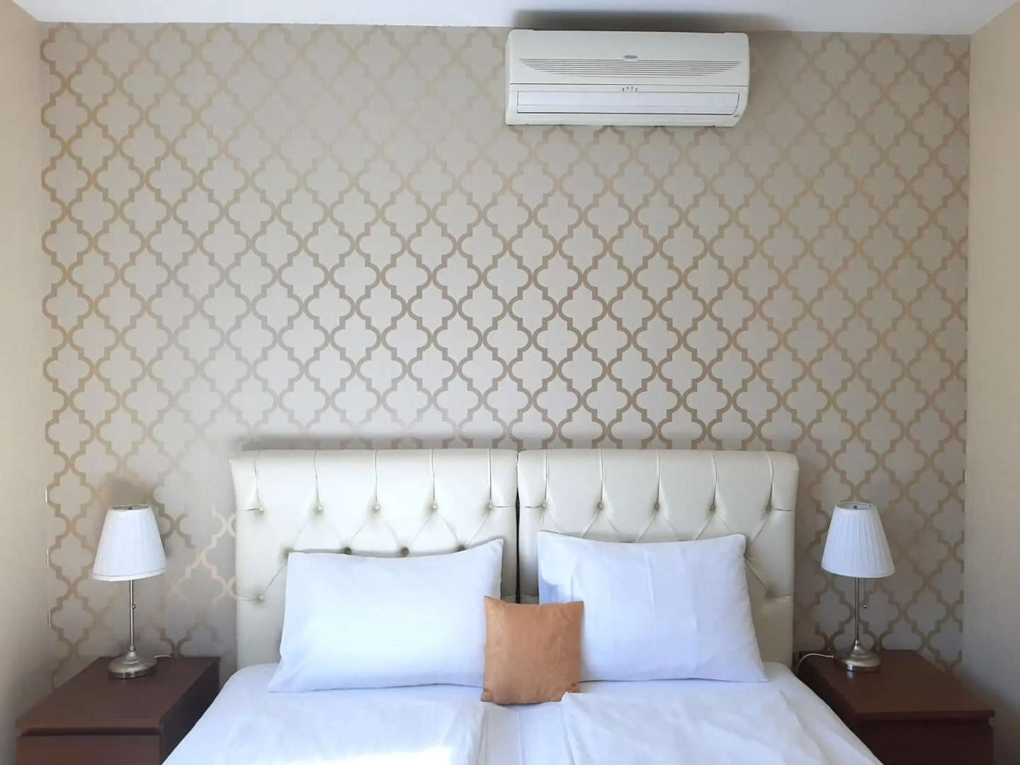 Trendy Deluxe Apartments