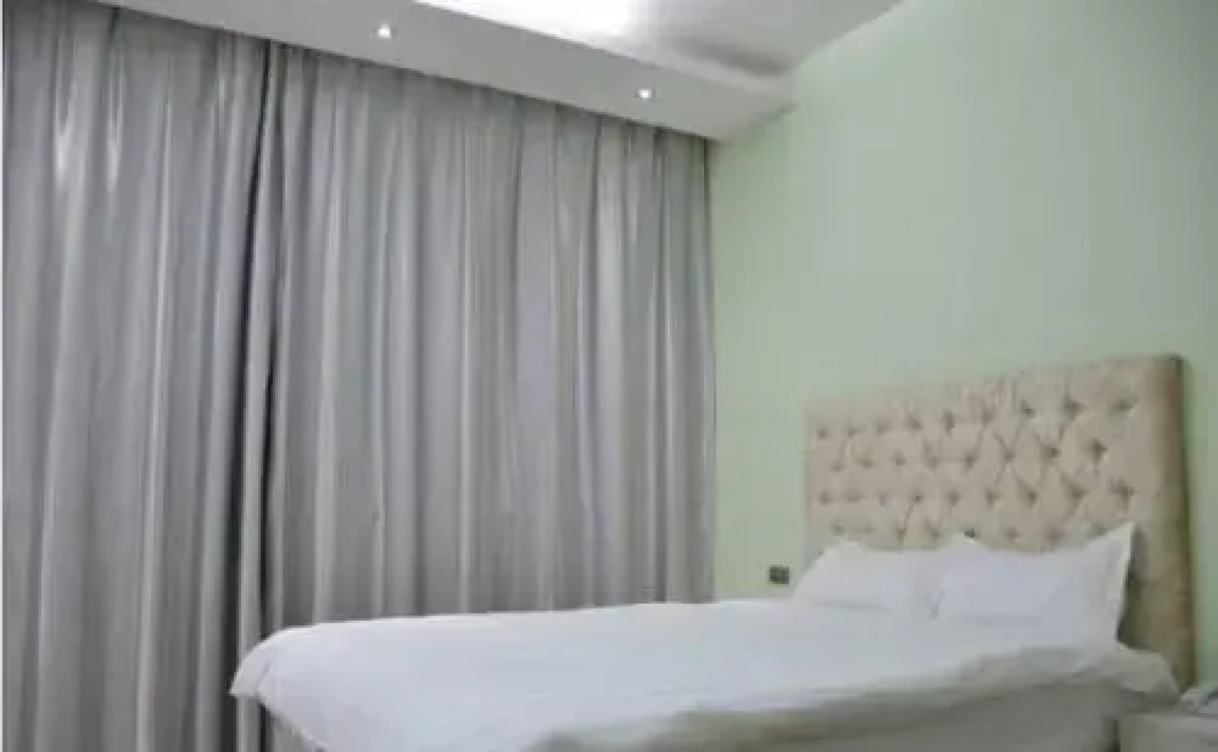 Wudangshan Tianbao Jiuru Hotel