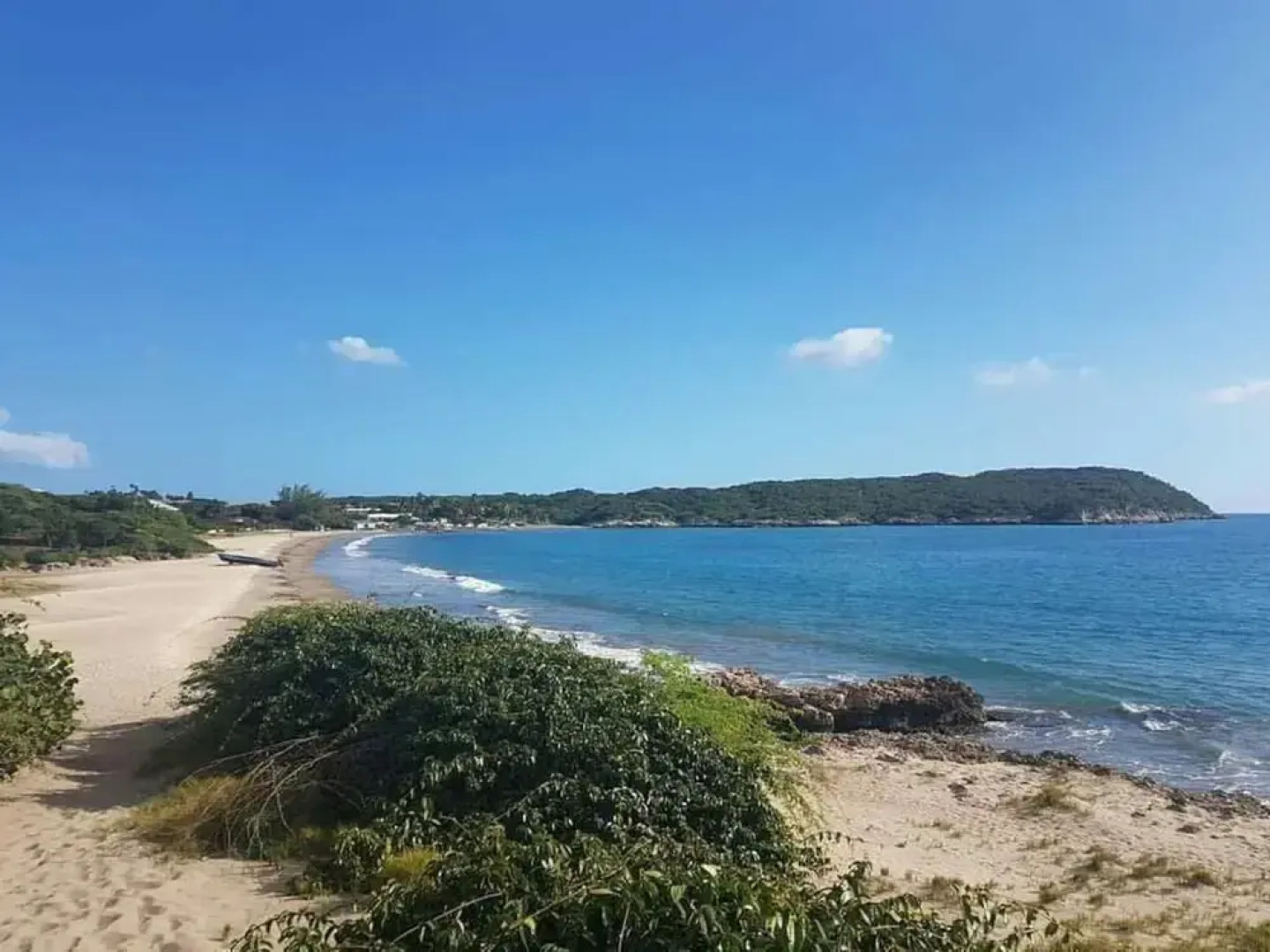 Rock Side Beach Villa