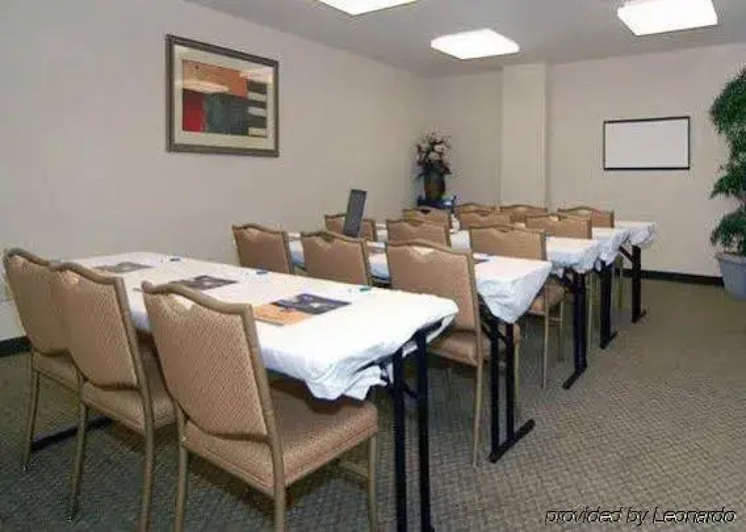 Red Roof Inn & Suites Galloway