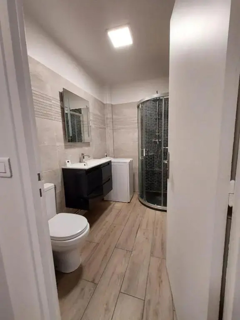 Bel appartement 2 pièces, sortie de métro ligne 8