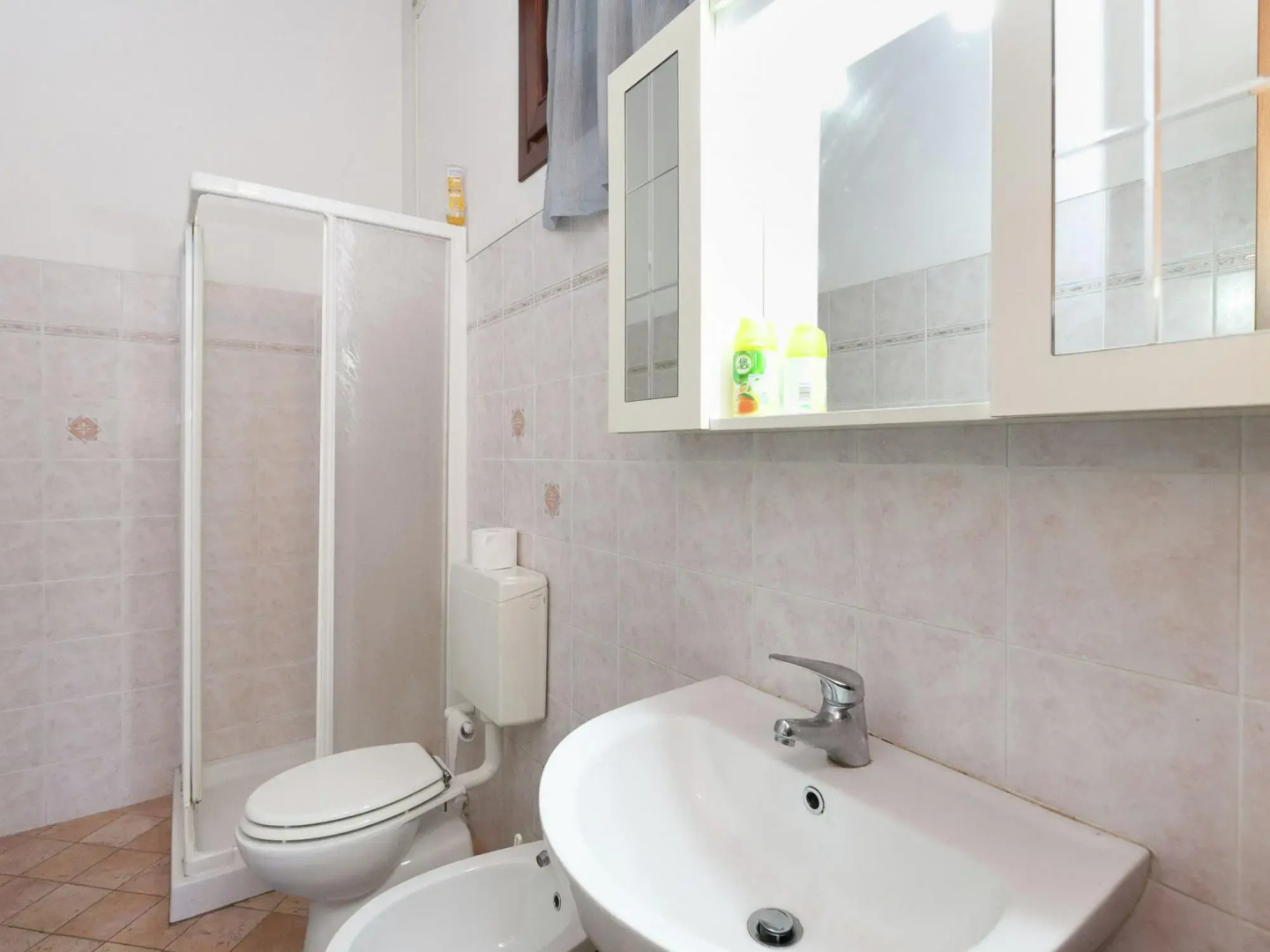 Apartment in Pontecchio With Pool & Tennis