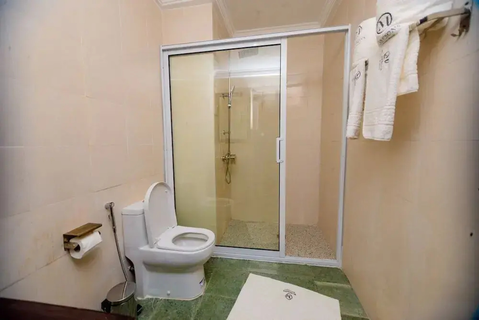 Marcsons Hotels and Resorts