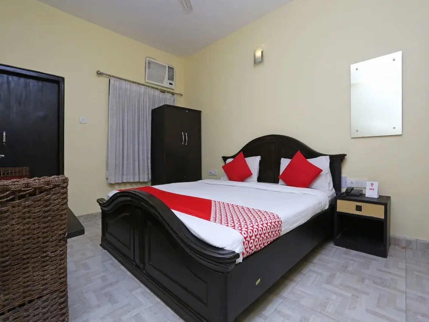 OYO Rooms Golden Beach