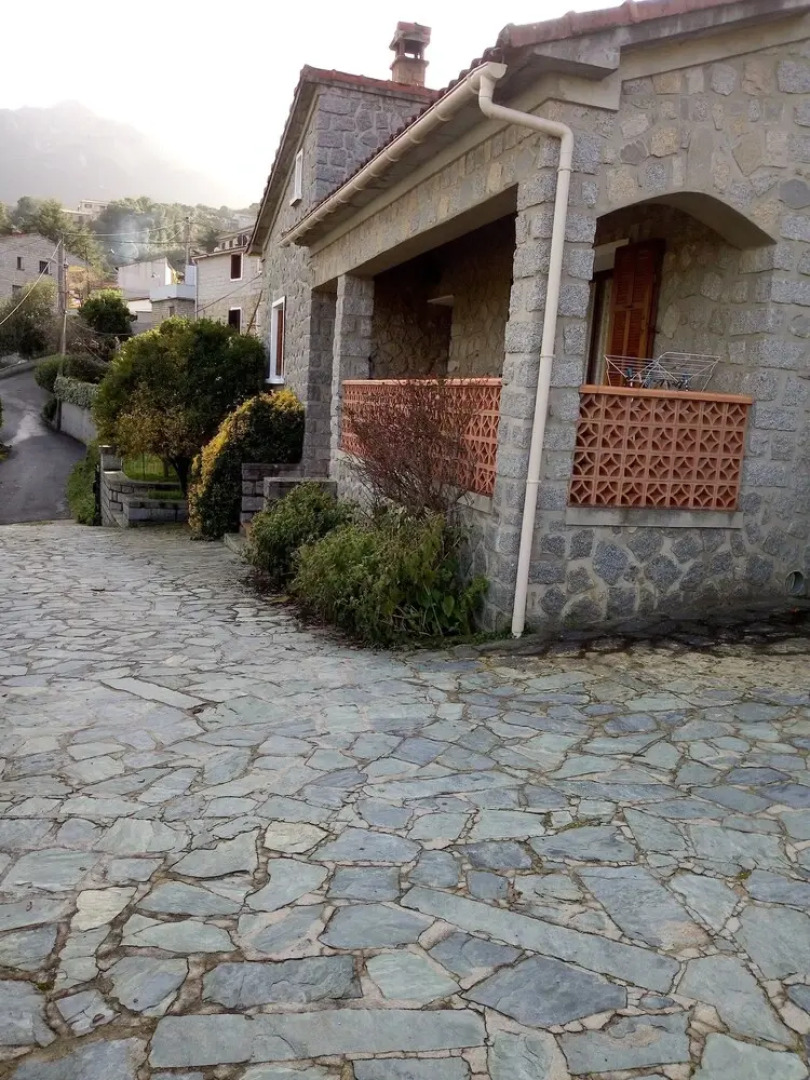 Maison en pierre de taille