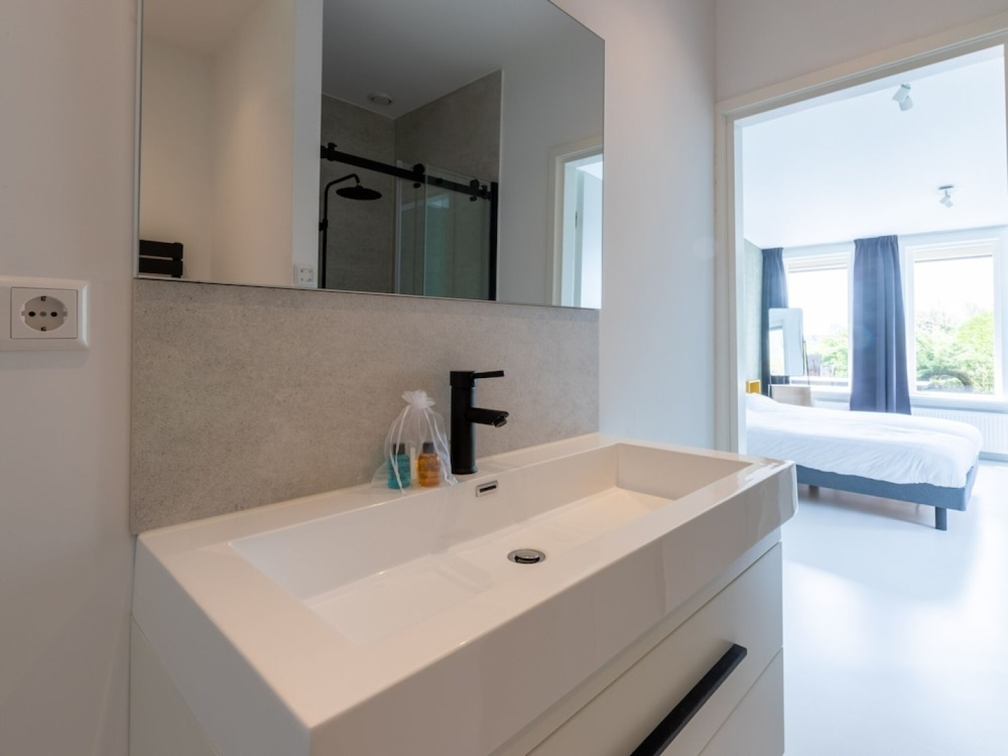 Holiday Home With Covered Porch and Sauna