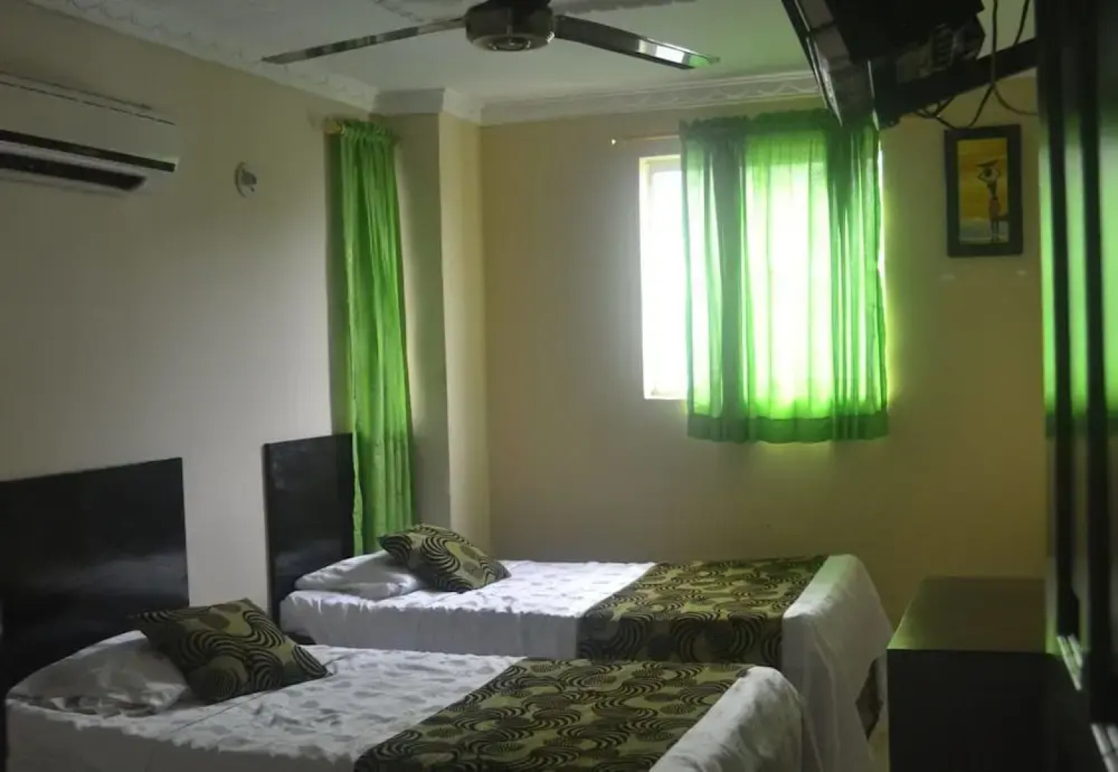 Hotel Calarca N1