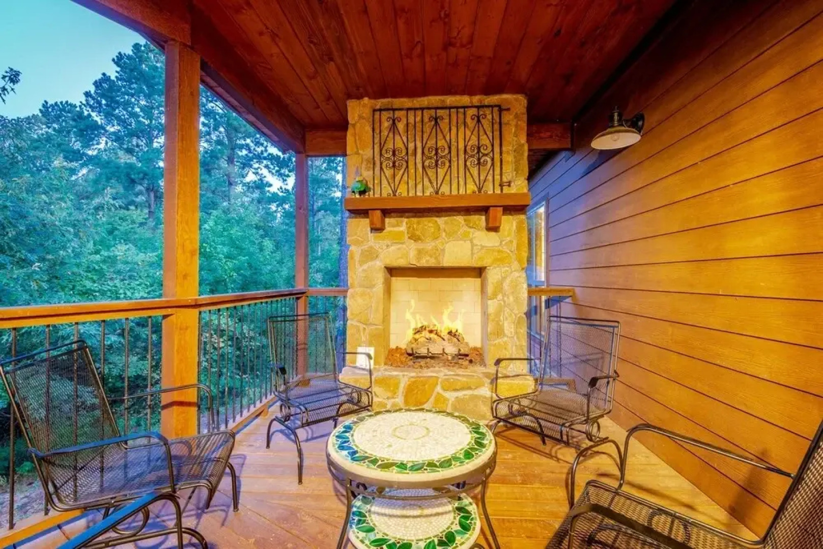 Stained Glass Hill includes Free WiFi, Parking Onsite, Private Hot Tub, and BBQ by RedAwning