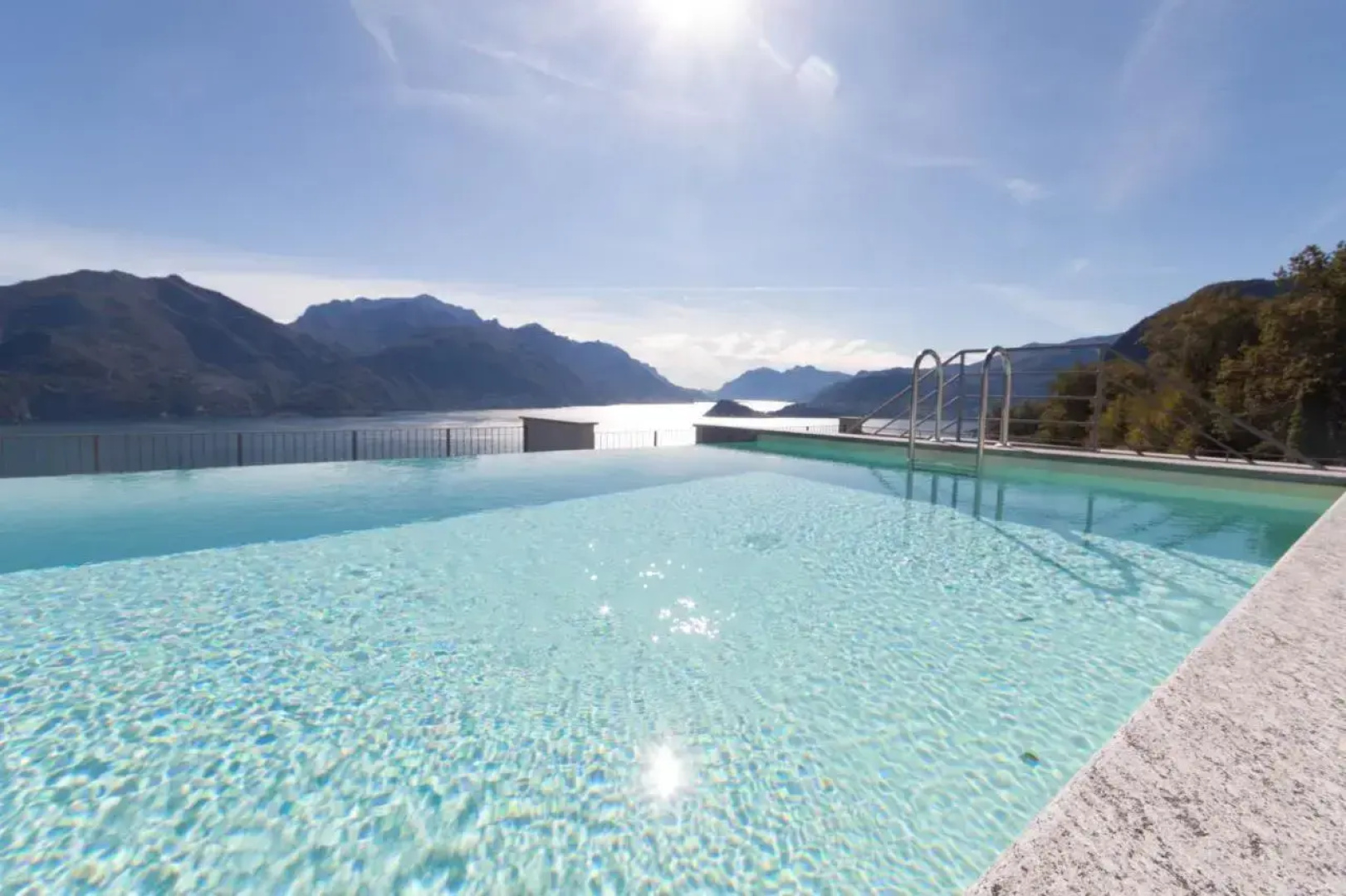 LookLake Suite One