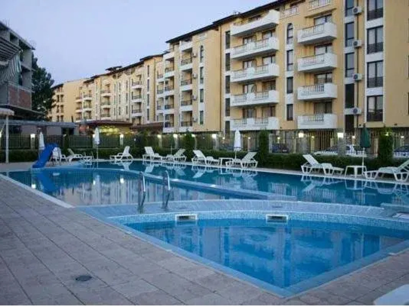 Sunny House Apart Hotel