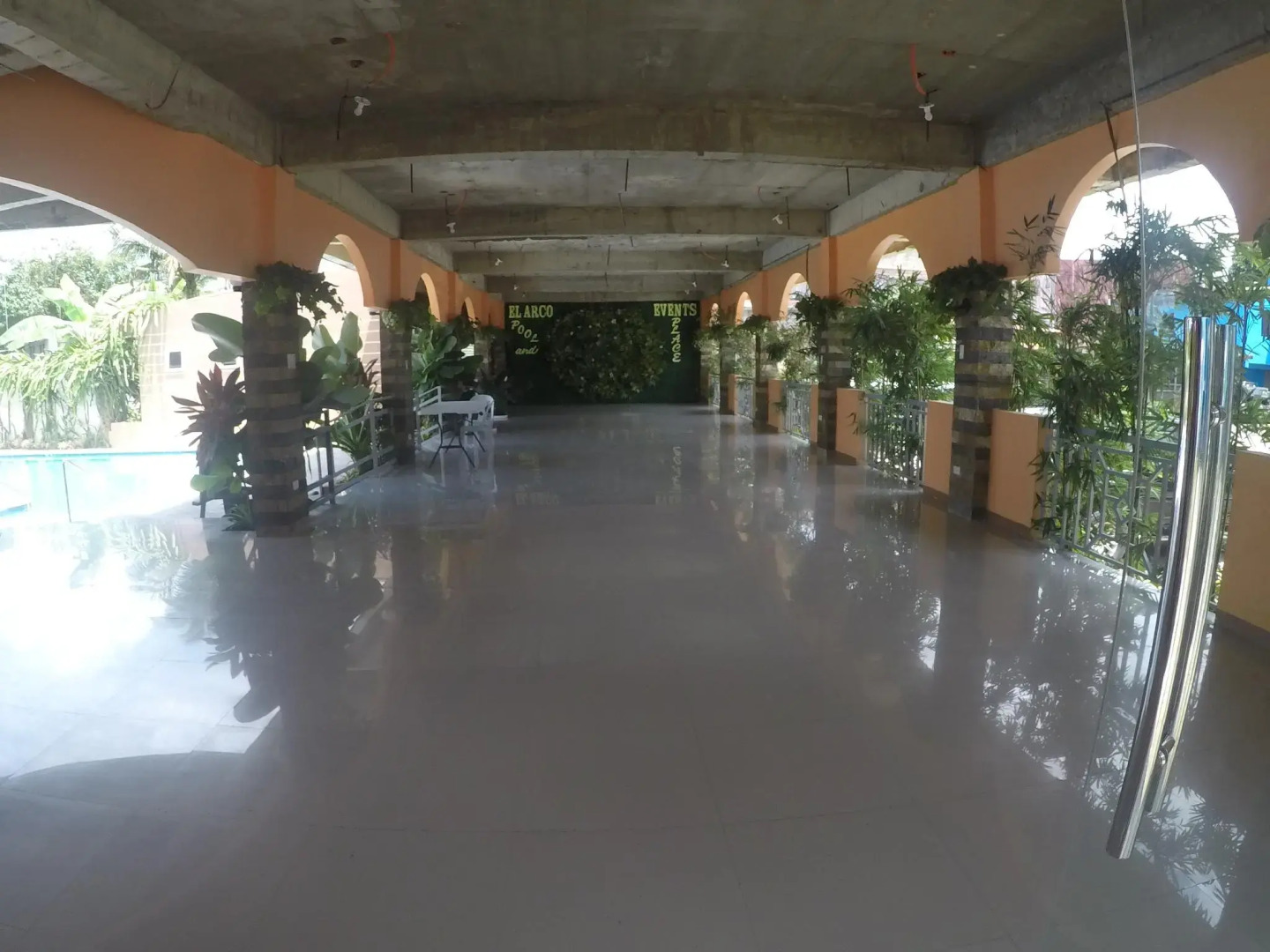 RedDoorz Plus near Municipality of Luisiana Laguna