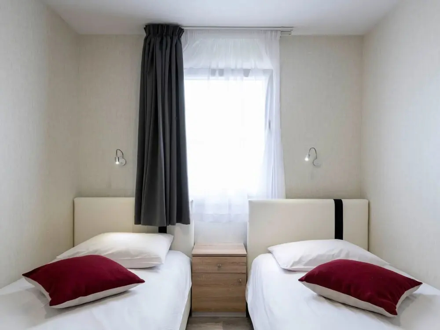 Luxury Premium Banjole