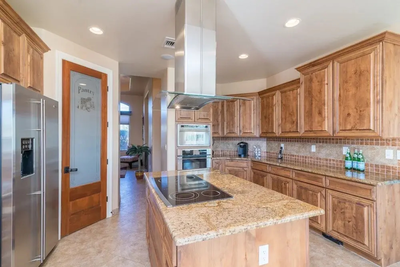 Casa Vista 4 Bedroom Home by RedAwning