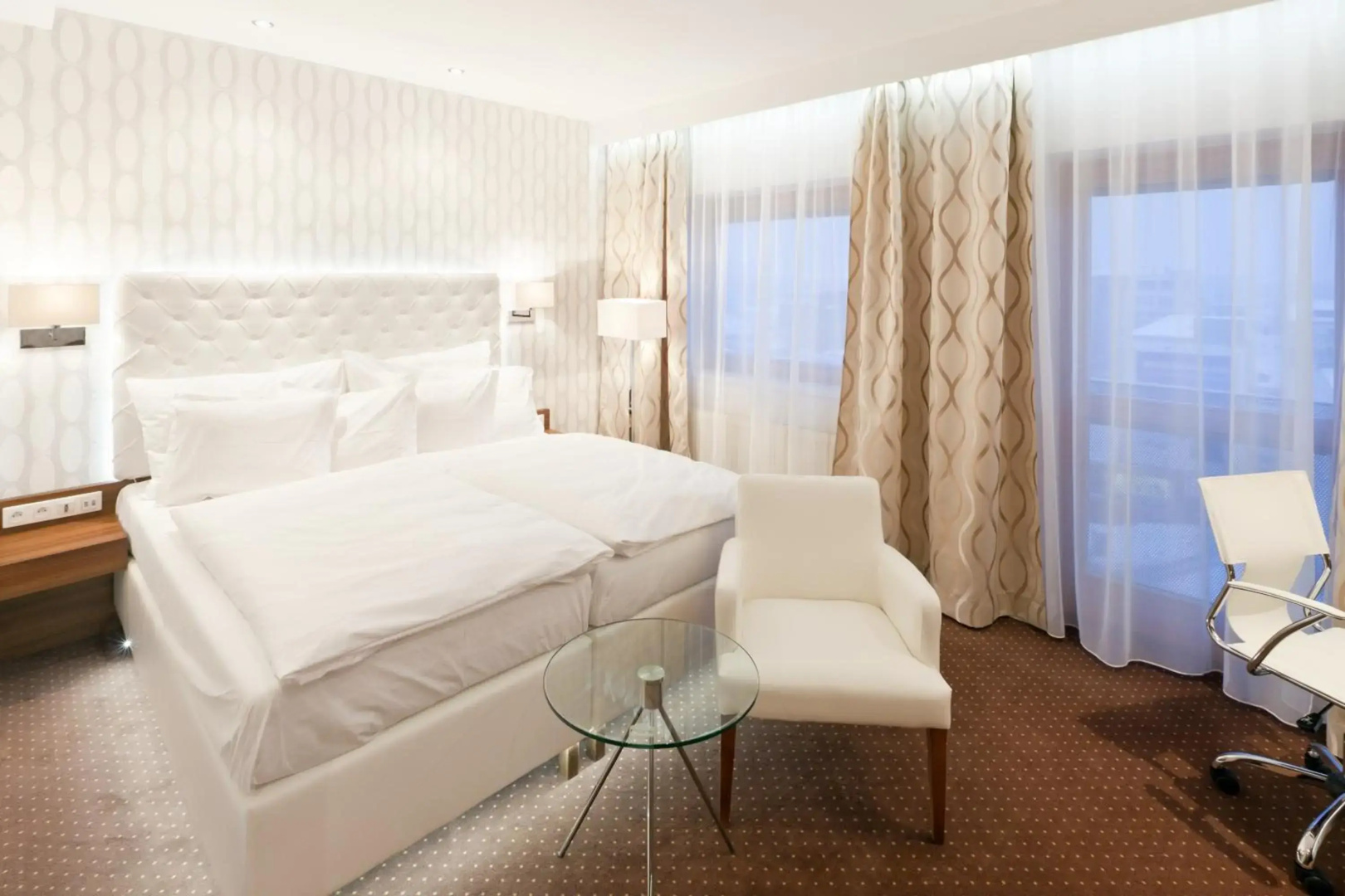 Pytloun City Boutique Self Check-in Hotel