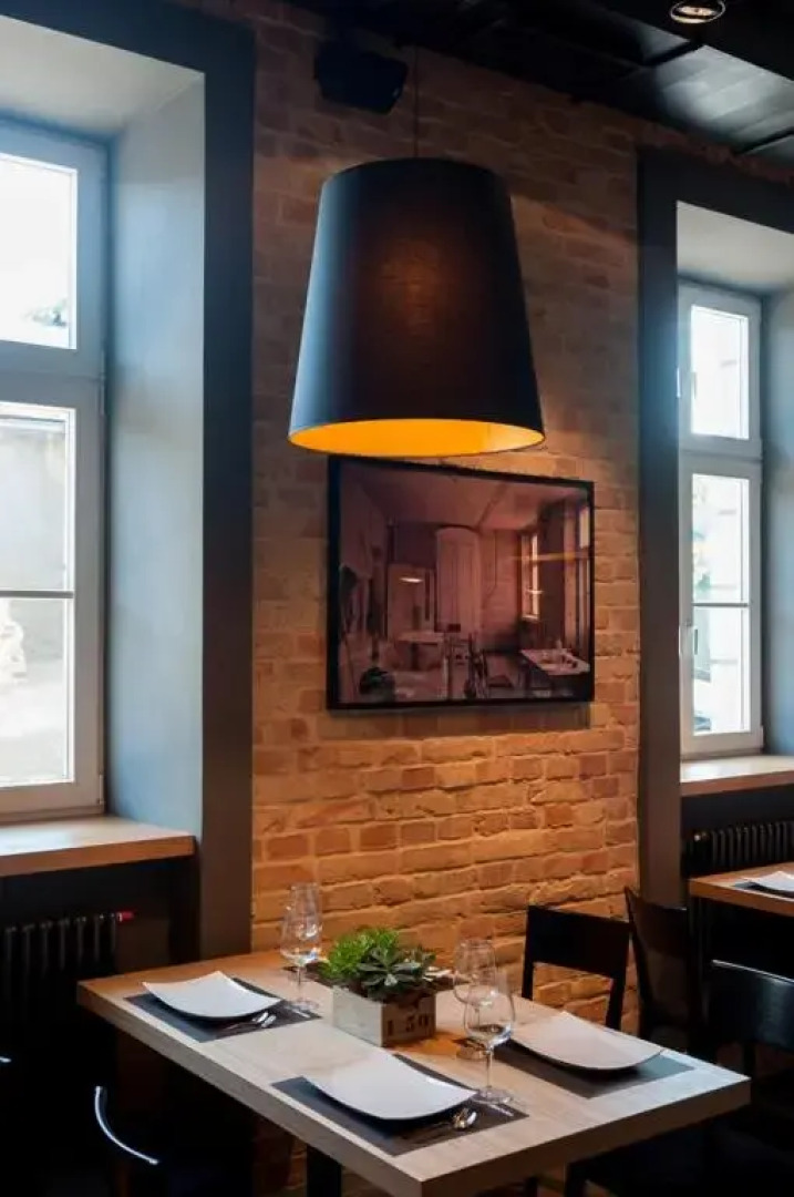 Qbatura Cafe & Hotel