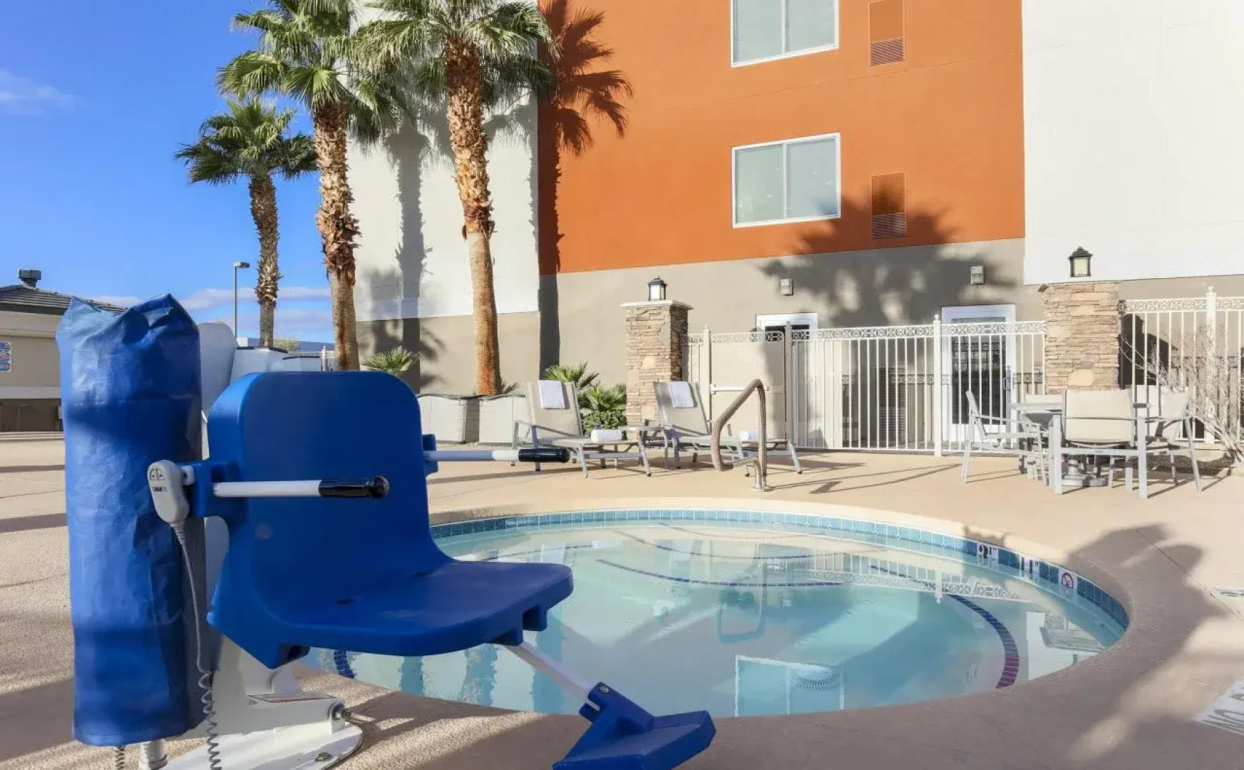 Holiday Inn Express Las Vegas - Stadium Area by IHG