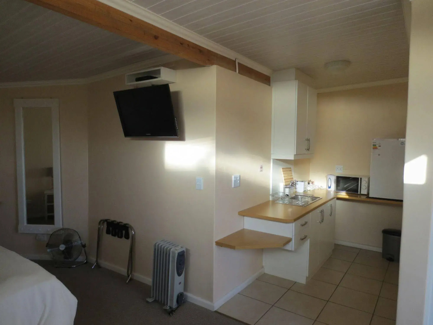 Masada Guest House B&B