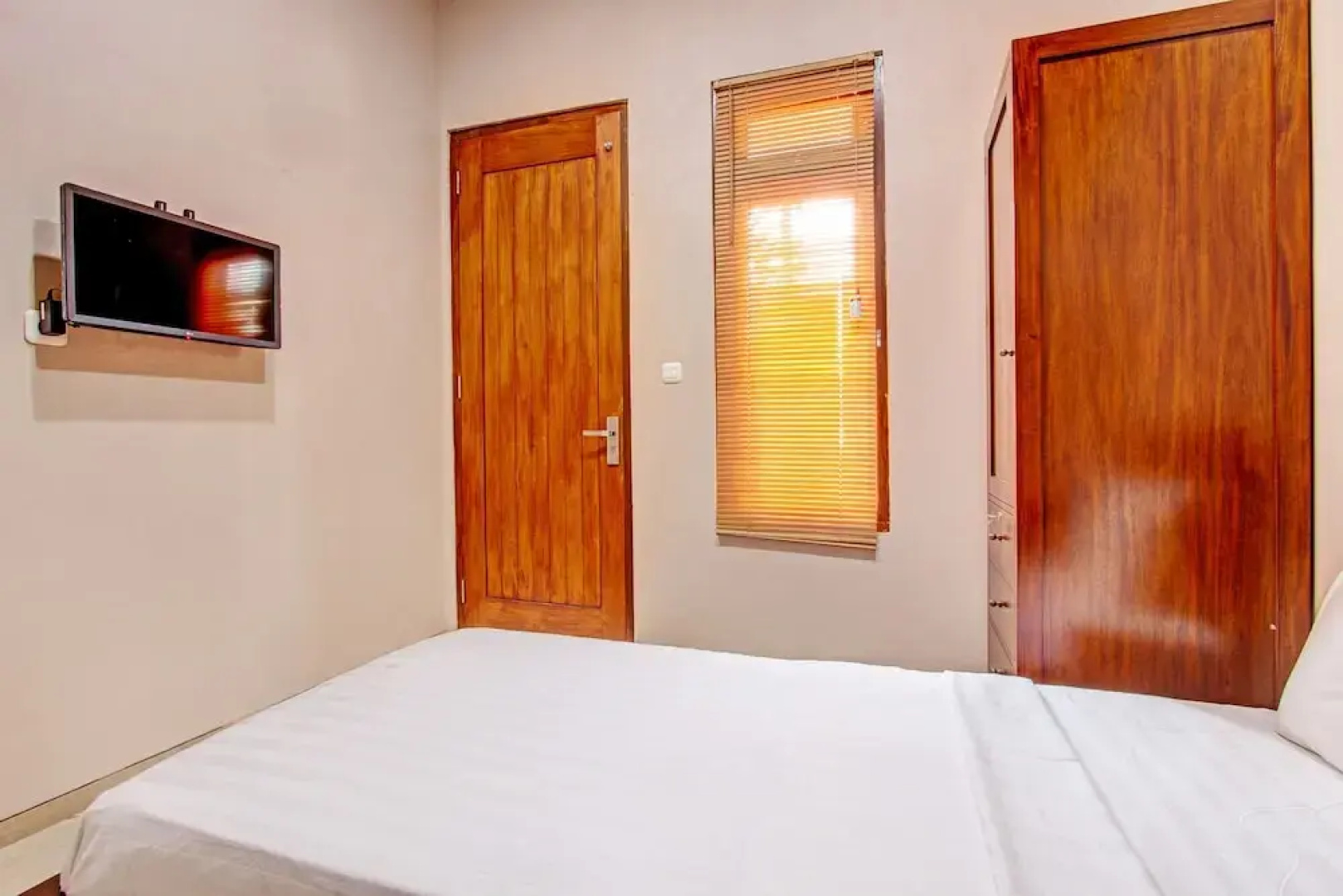 OYO Life 93497 Griya Kost Rr