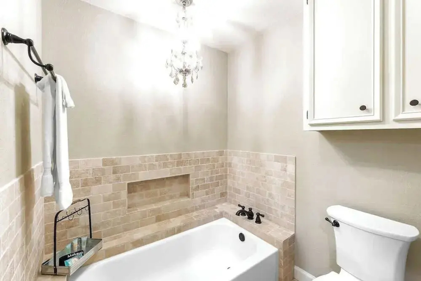 Luxury on Lake LBJ With Hot Tub Firepit & Boat Slip