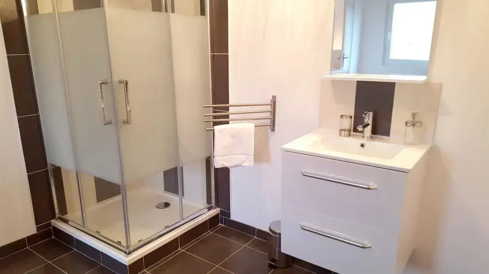 House With 3 Bedrooms In Saint Pere With Furnished Garden And Wifi 15 Km From The Beach