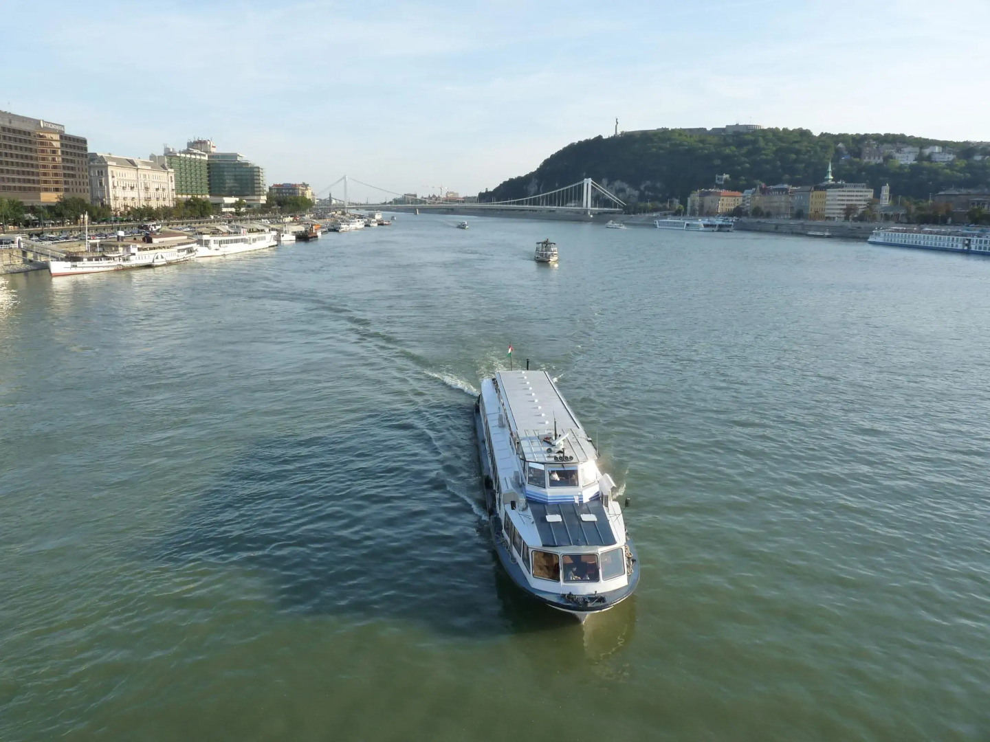 Trendy Deluxe Apartments