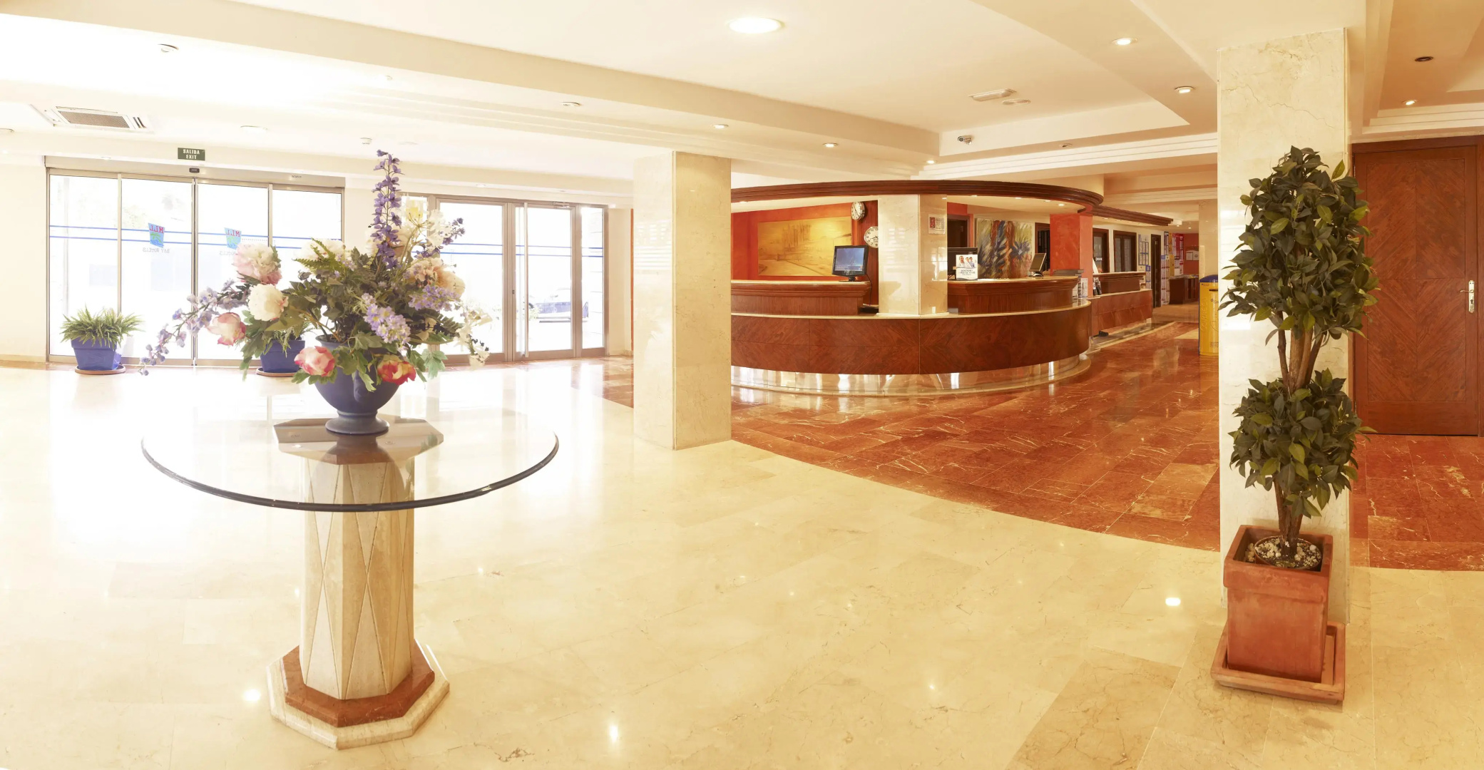 Курортный отель MLL Palma Bay Club