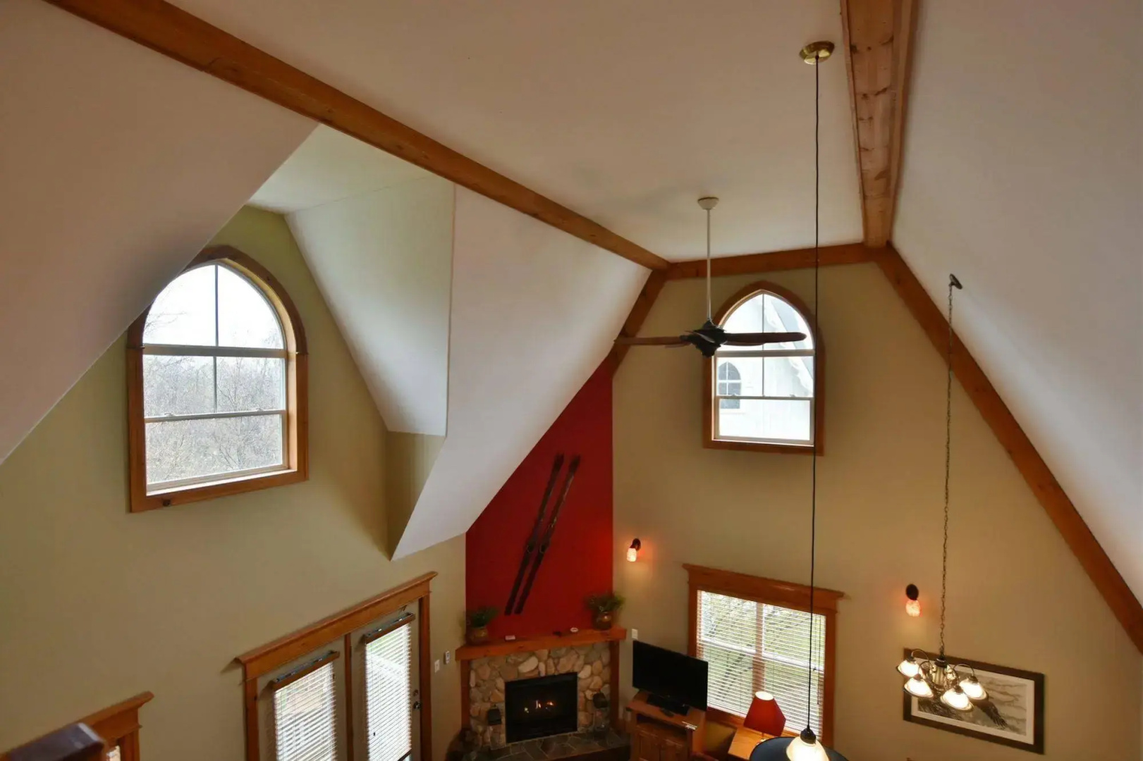 The Lodges at Blue Mountain - Historic Snowbridge Condos