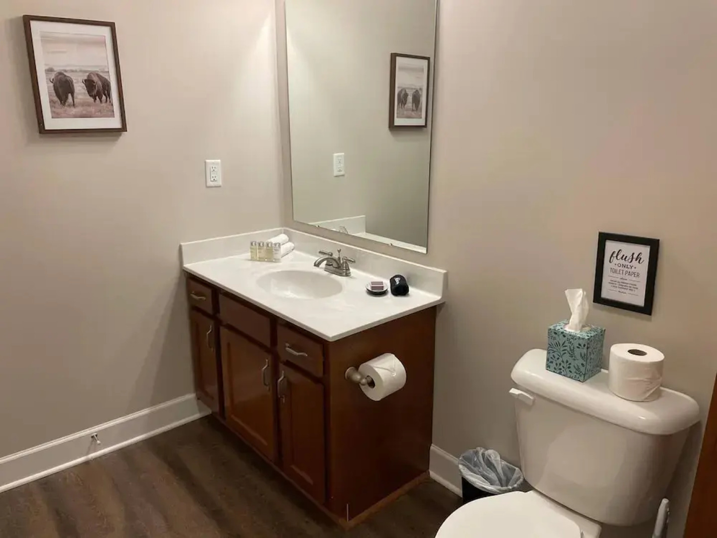 Peaceful Polaris Penthouse 2BR W D Balcony