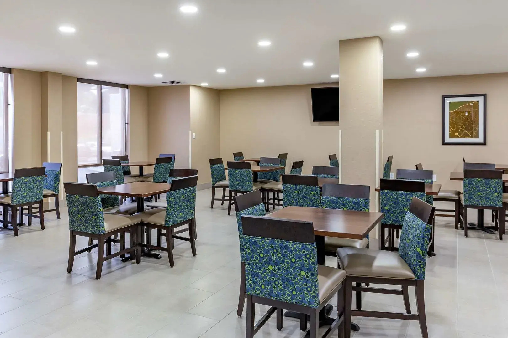 Quality Inn & Suites Spring Lake - Fayetteville Near Fort Liberty