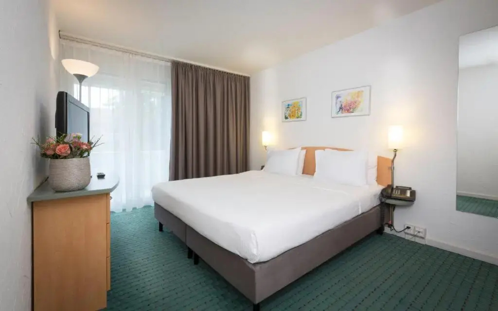 Apart-Hotel Zurich Airport