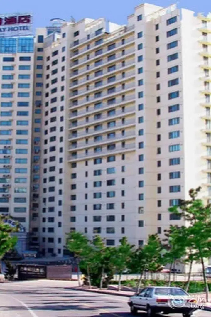 Weihai Qiming Holiday Hotel