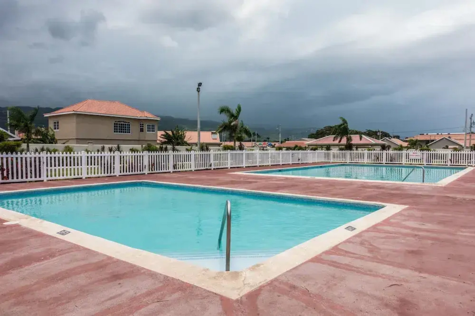 The Country Club Villa I