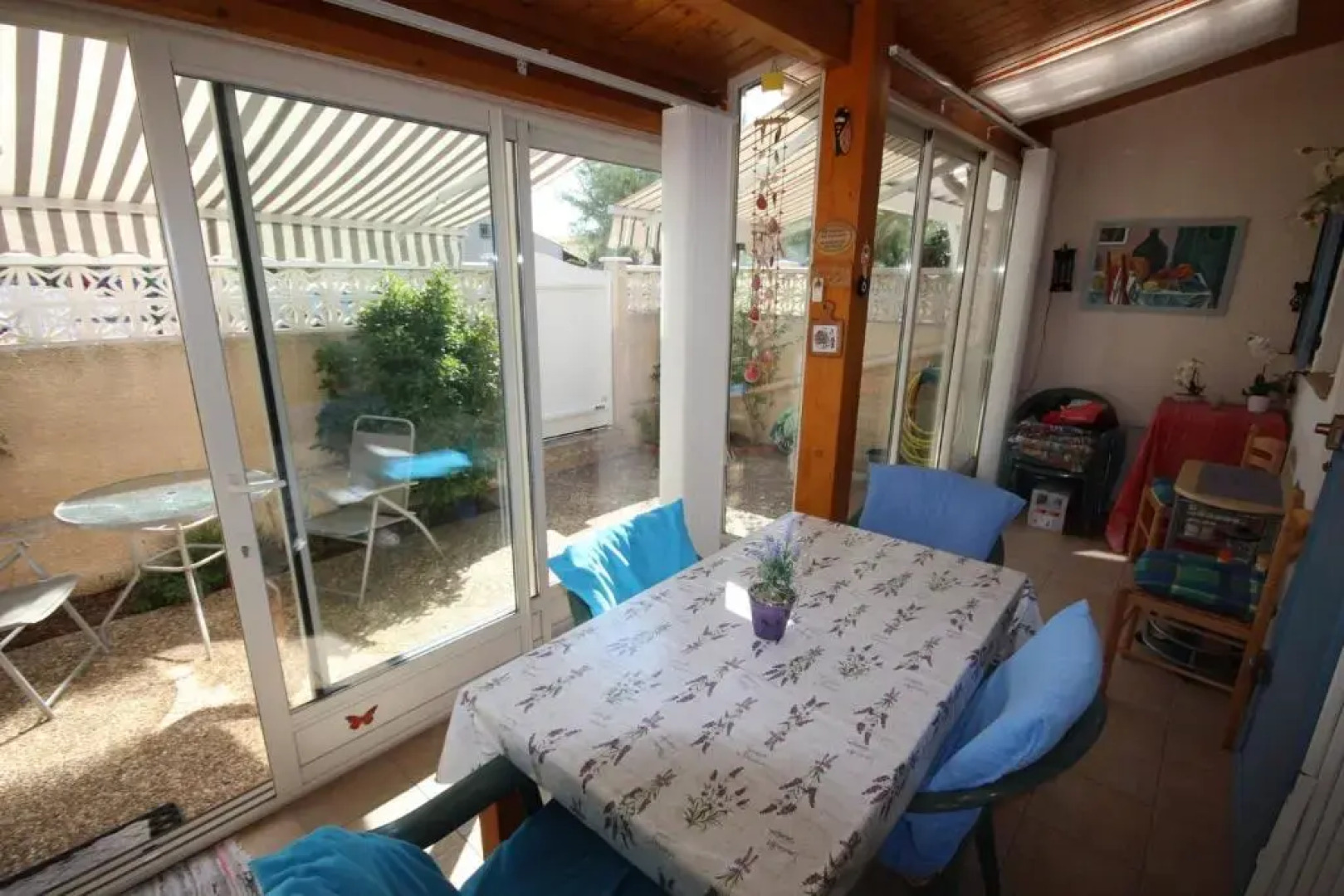 Belle villa 4 couchages a 400 m de la plage 2 chambres terrasse d angle parking dans résidence sécurisée avec piscine commune LROND39