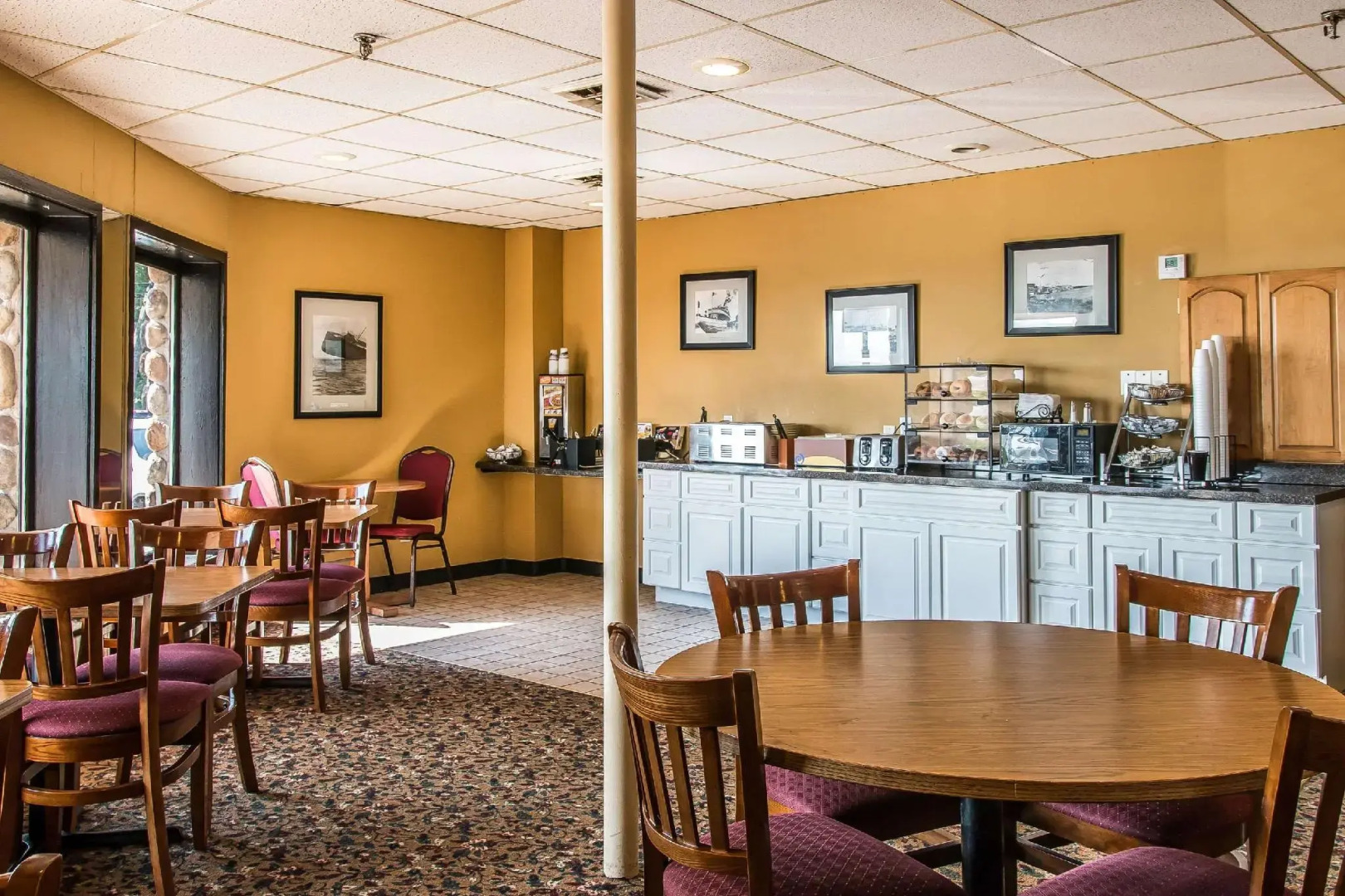 Econo Lodge Lakeview