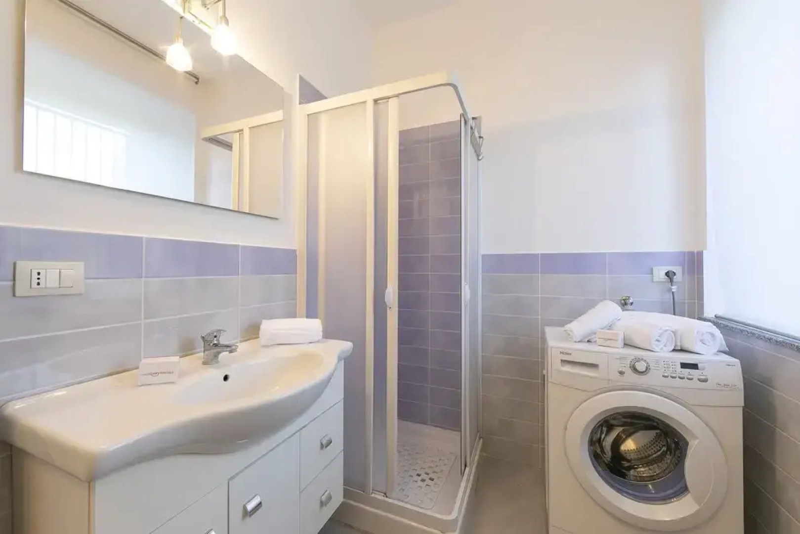 Casa Al Vicolo Di Ranco 50mt From Beach - Happy Rentals