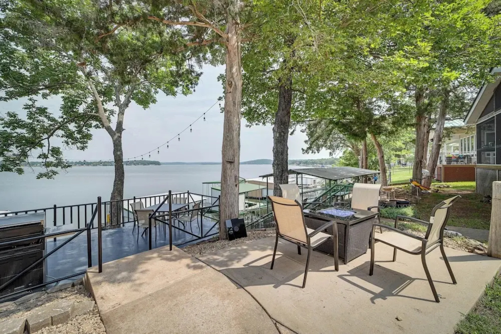 Waterfront Grove Retreat w/ Dock: 'cedar Ridge'