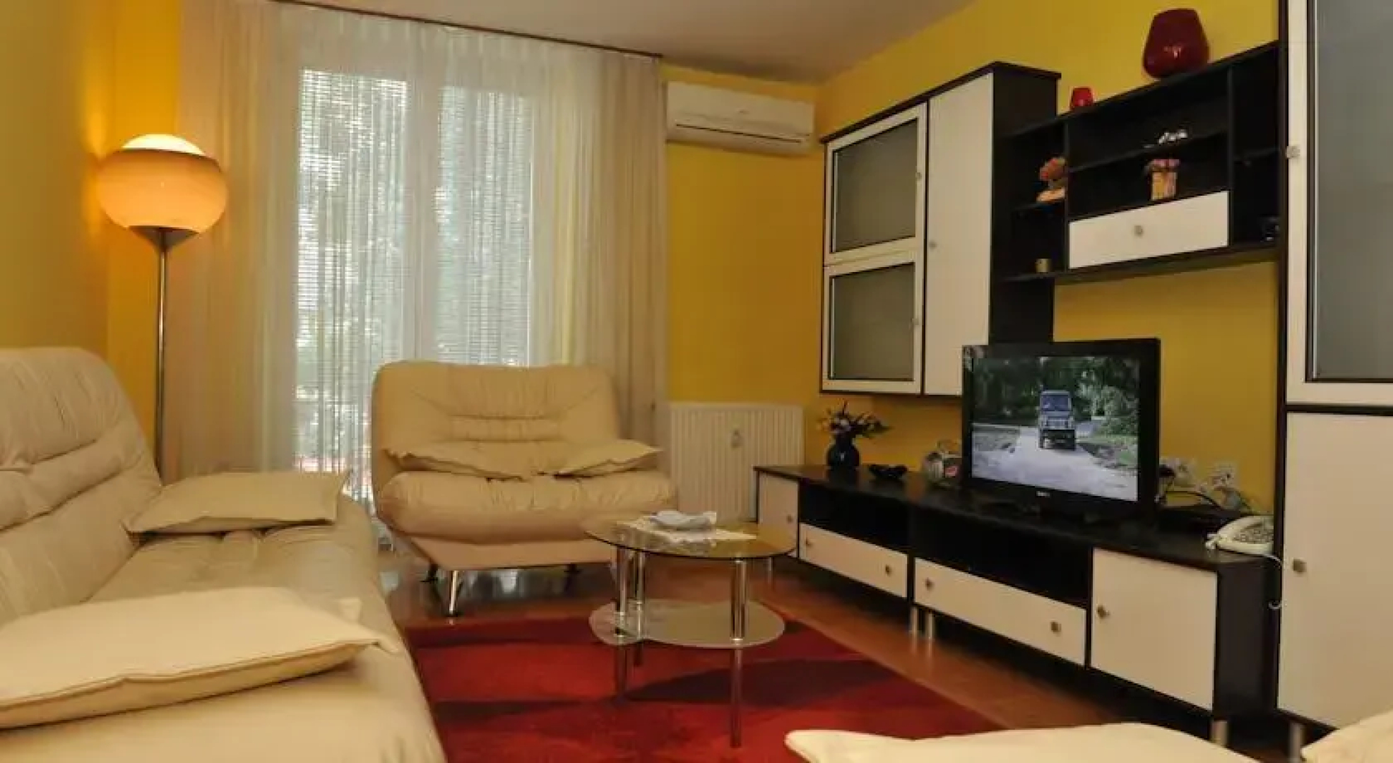 Apartment Lara Tour As