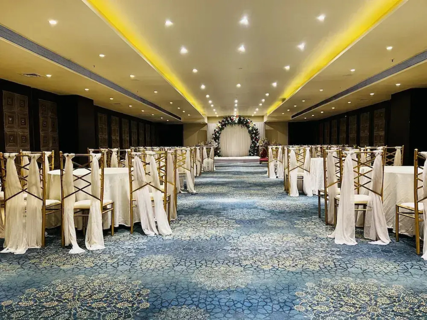 Crescent Spa And Resorts Indore