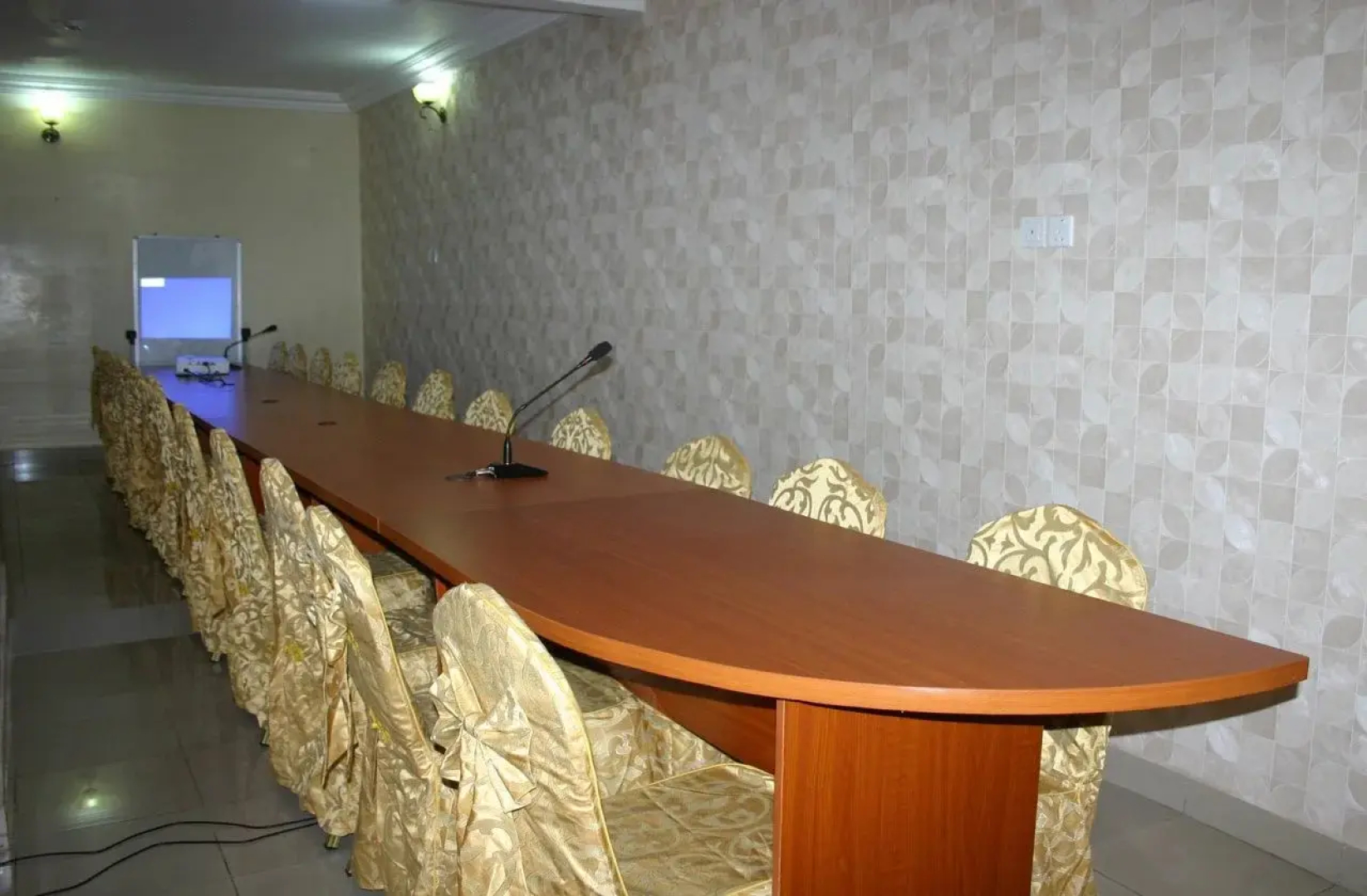 Petrus Hotels Royale